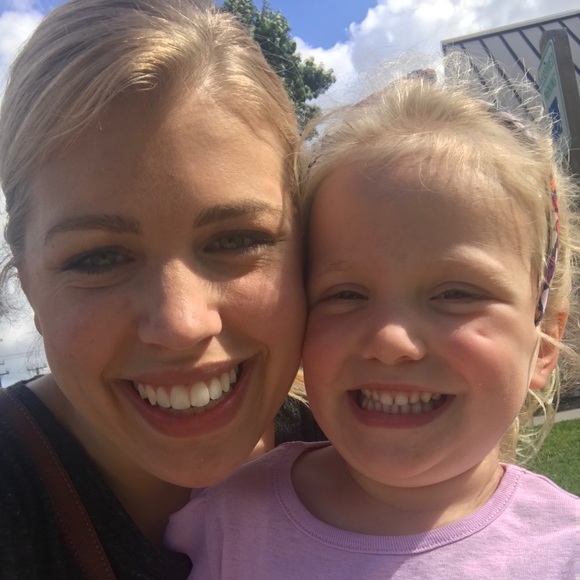 Meet your Posher, Juan carlos-bethany - Picture 2 of 2